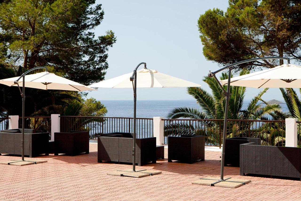 Club Cala Azul Hotel Cala Llenya Kültér fotó